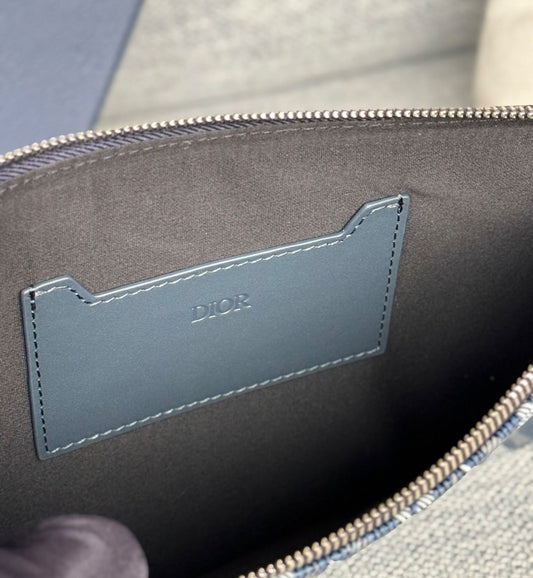 LUXURY BAGS AND WALLET SUPPLIER